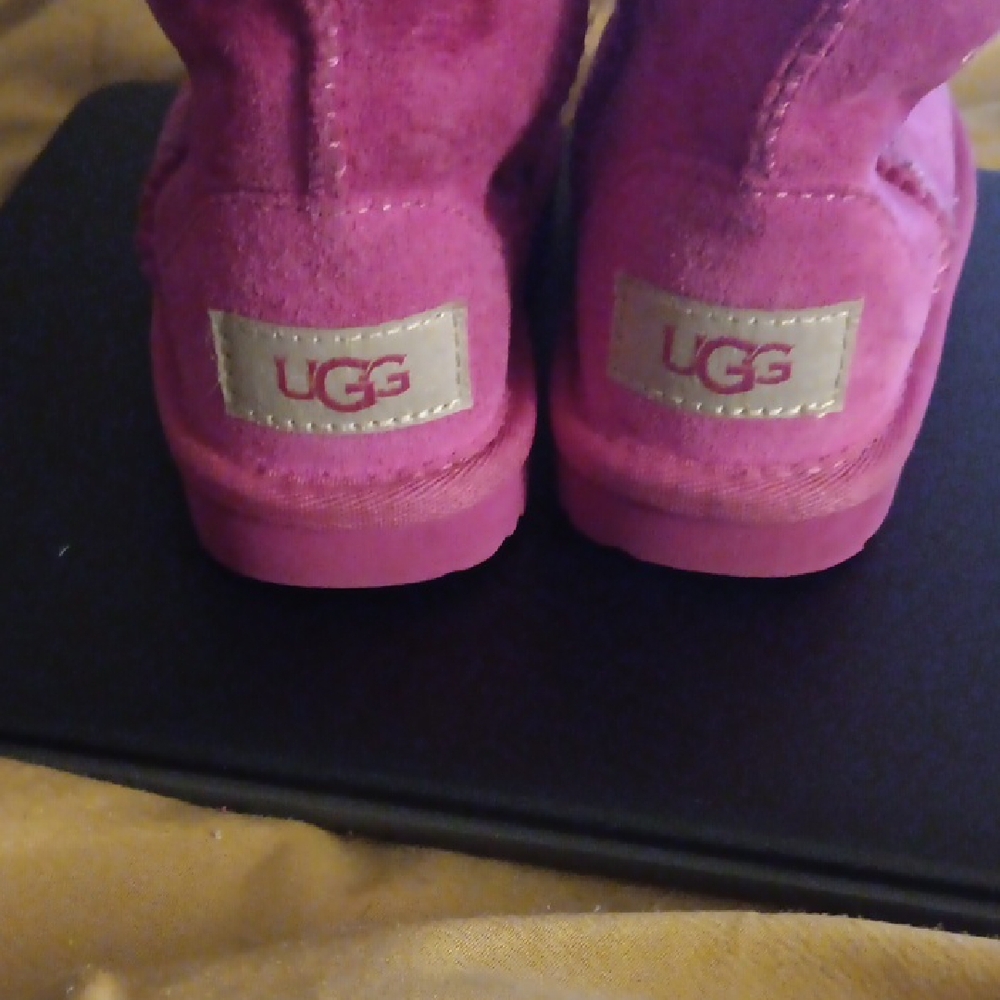 UGG Kids Boots in Pink - Picture 4 of 7
